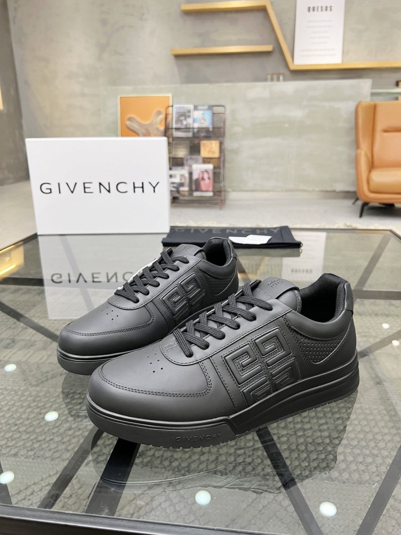 Givenchy Sneakers